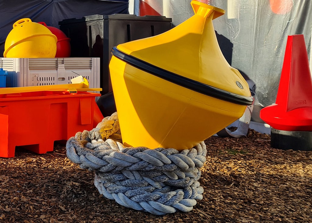 FLOATS & LEASE MARKERS Seamaster Fishing Supplies